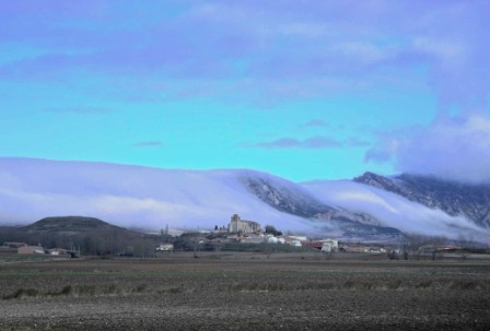 Niebla en los montes Obarenes